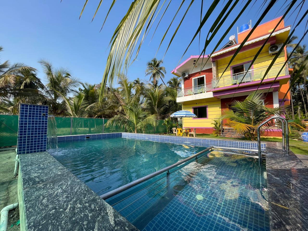 Cozy Coral Villa