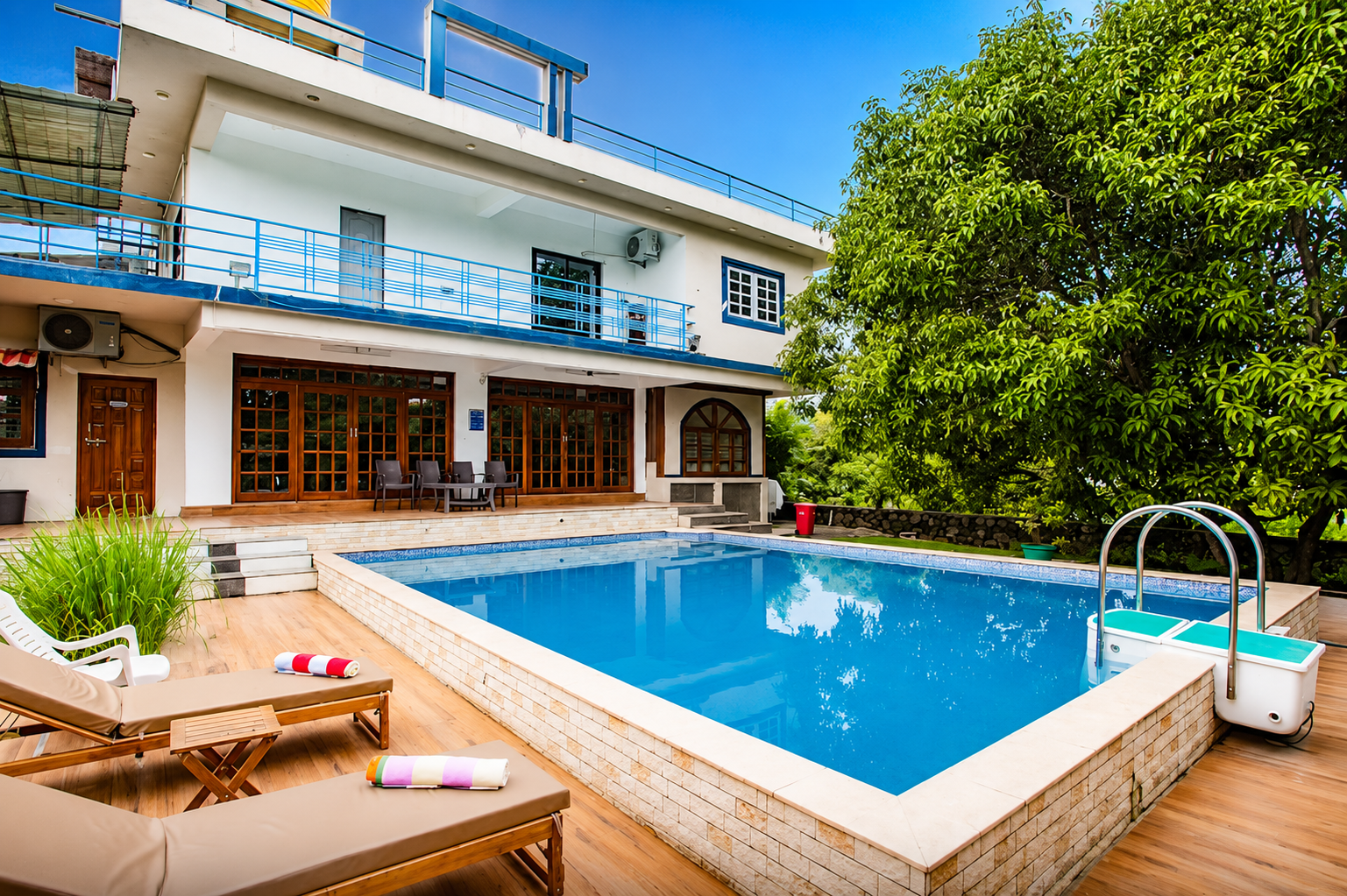 Casa Crown