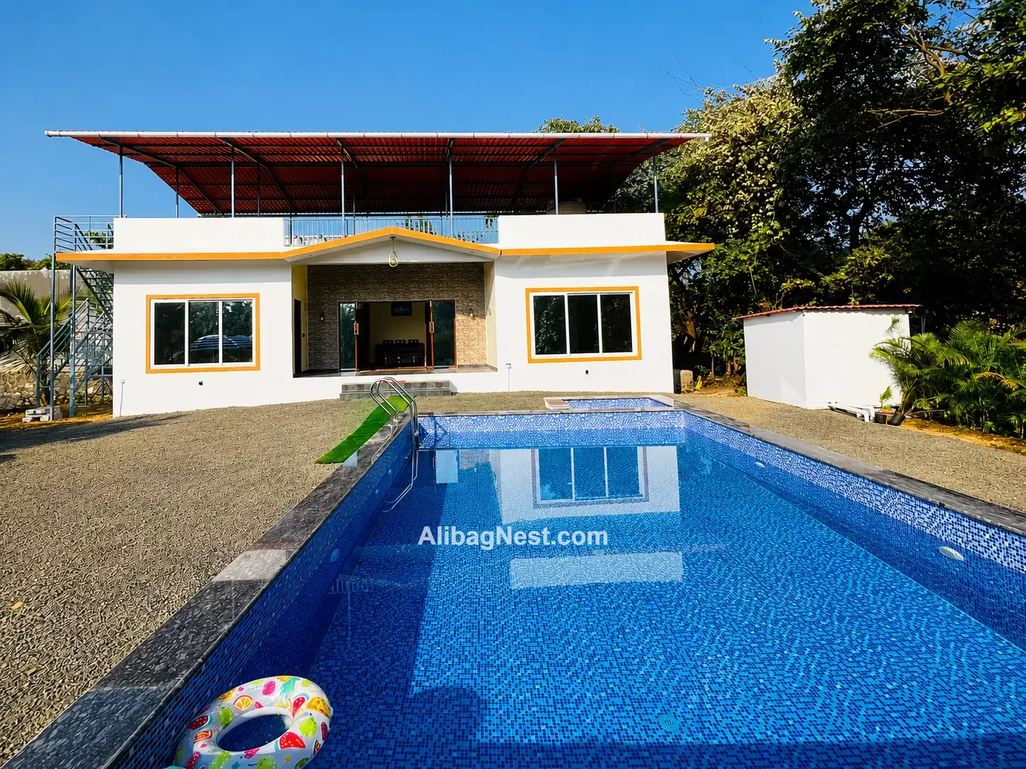 SunWhite Villa
