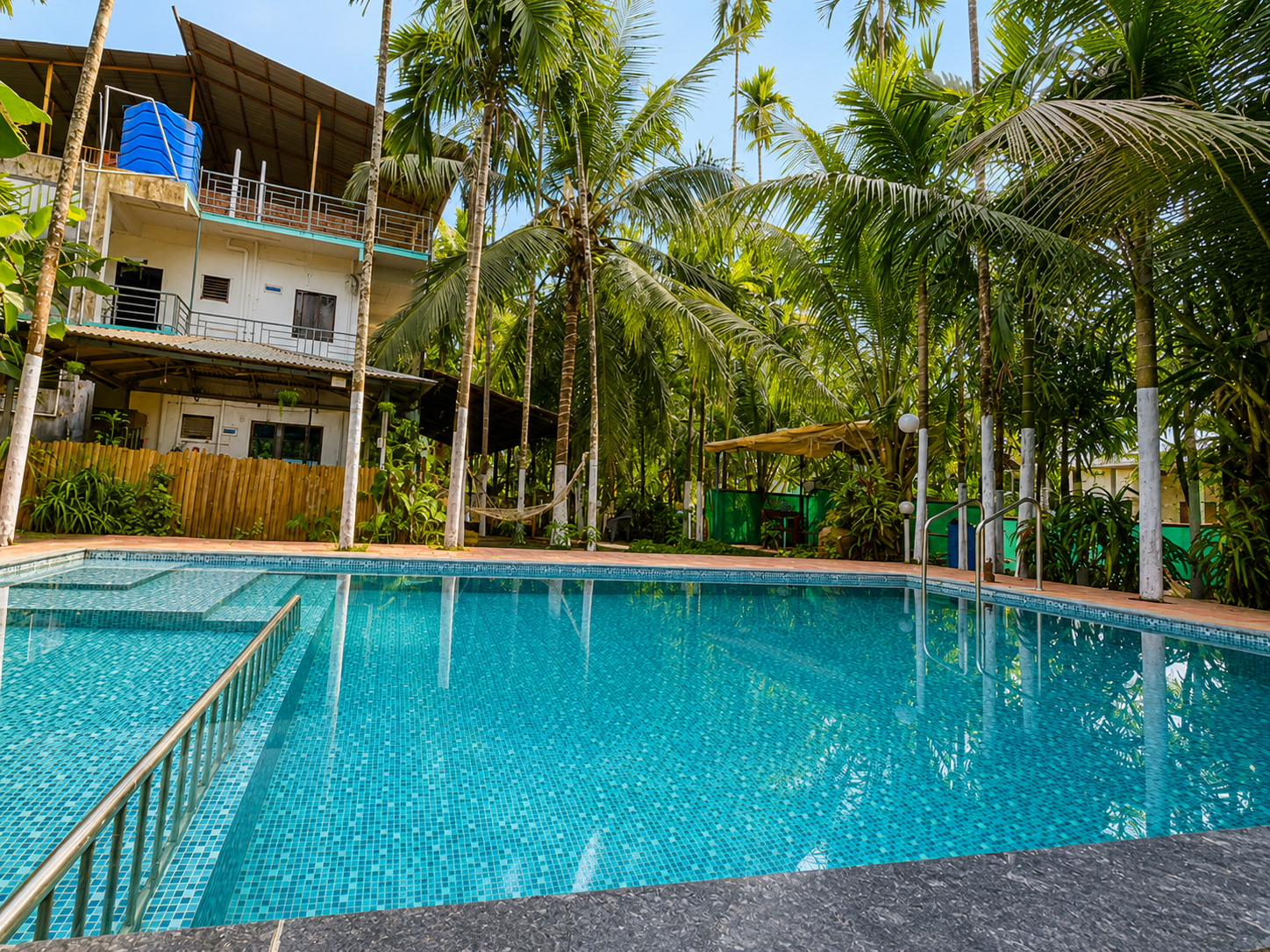 Cozy Coconut Villa