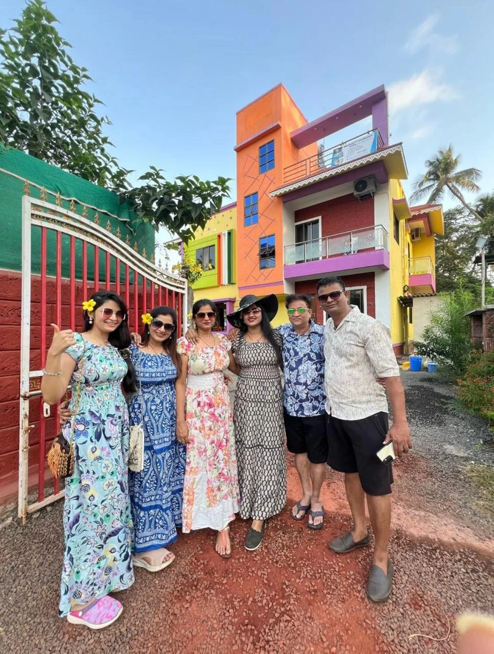Happy Guests at Cozy Coral Villa
