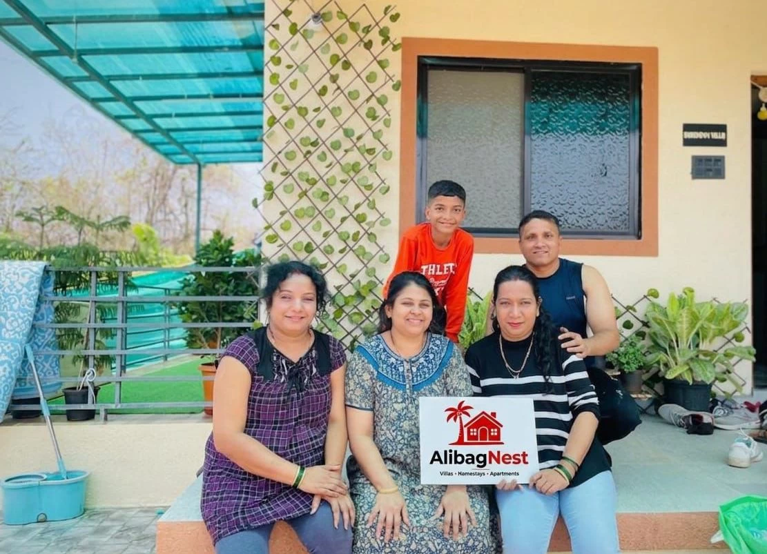 Happy Guests at Dove Villa