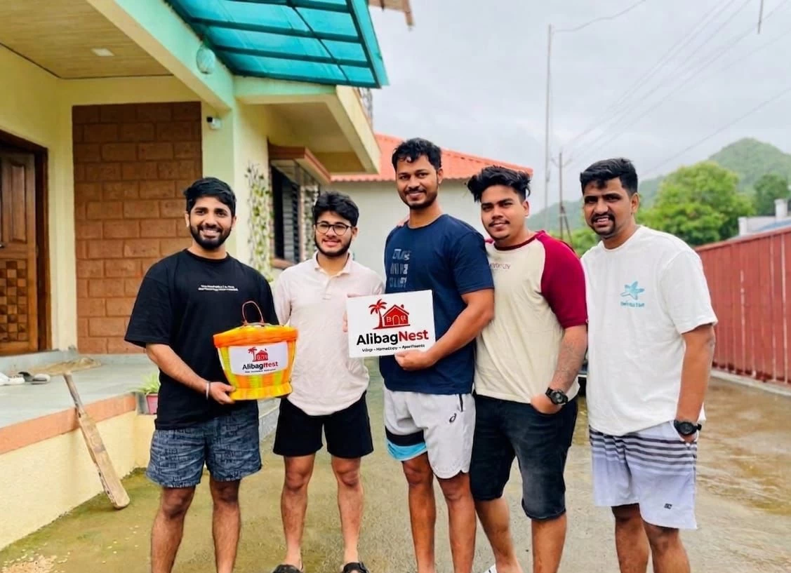 Happy Guests at Dove Villa