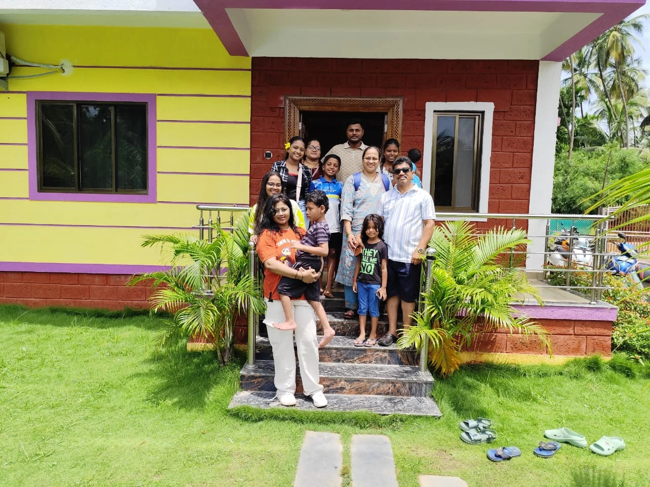 Happy Guests at Cozy Coral Villa