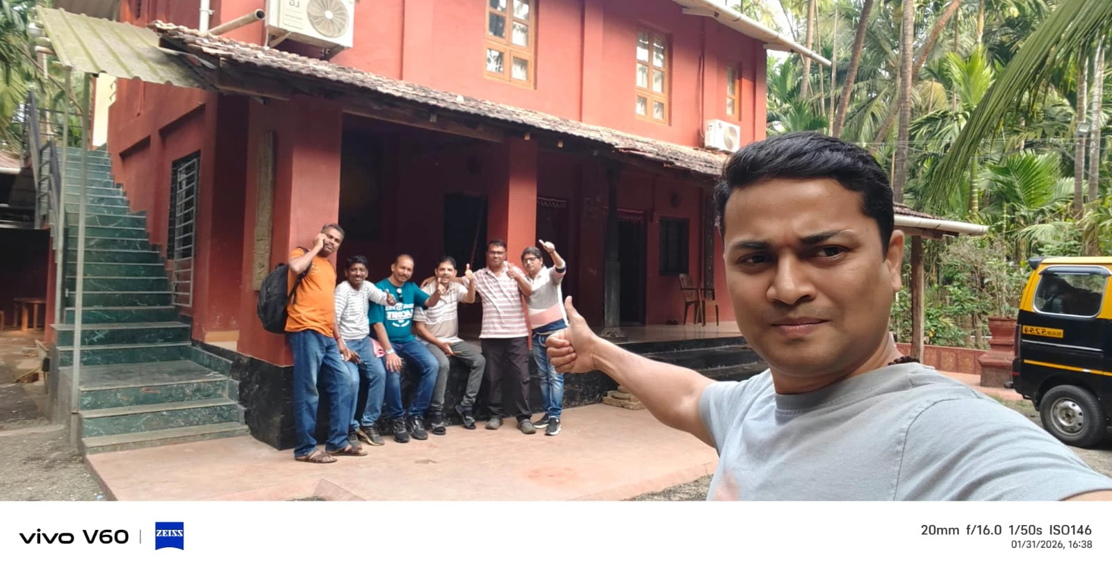 Happy Guests at Coco Raga Villa