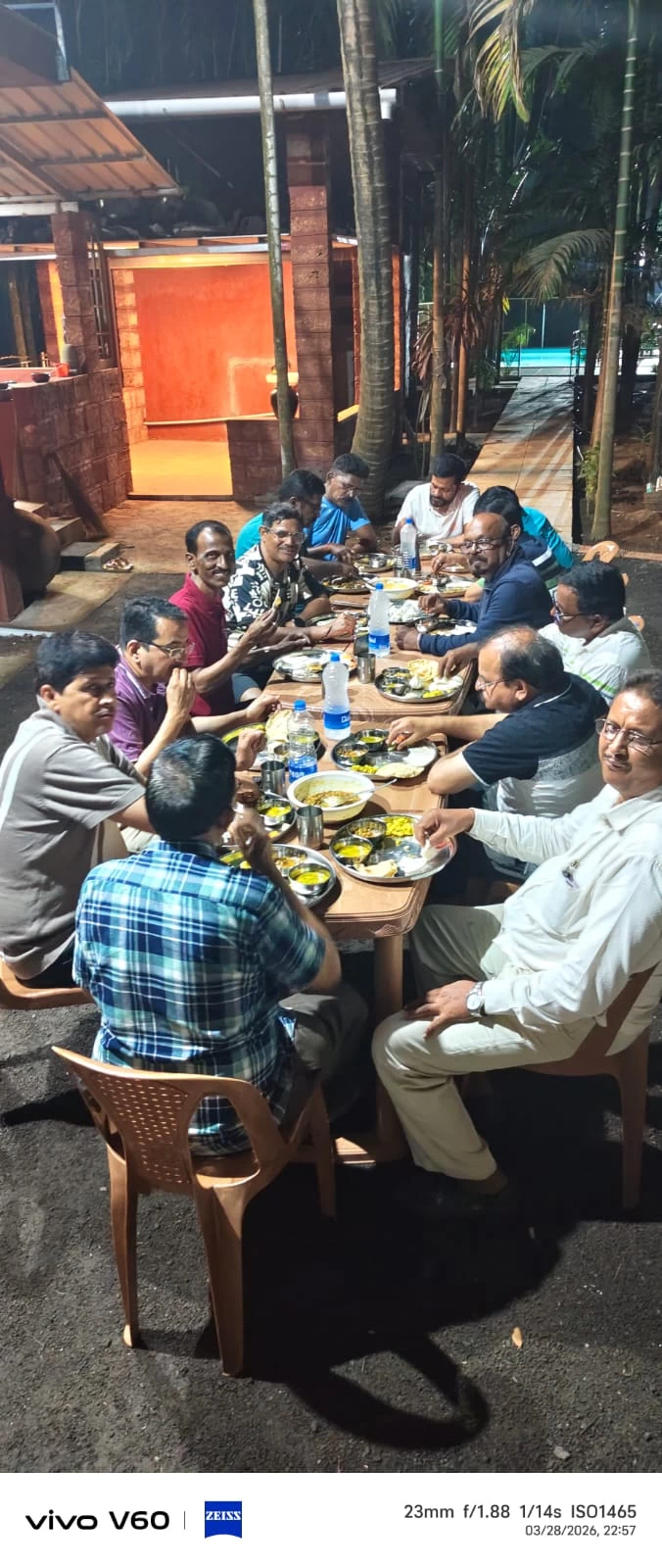 Happy Guests at Coco Raga Villa