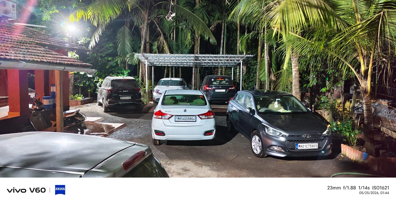 Happy Guests at Coco Raga Villa