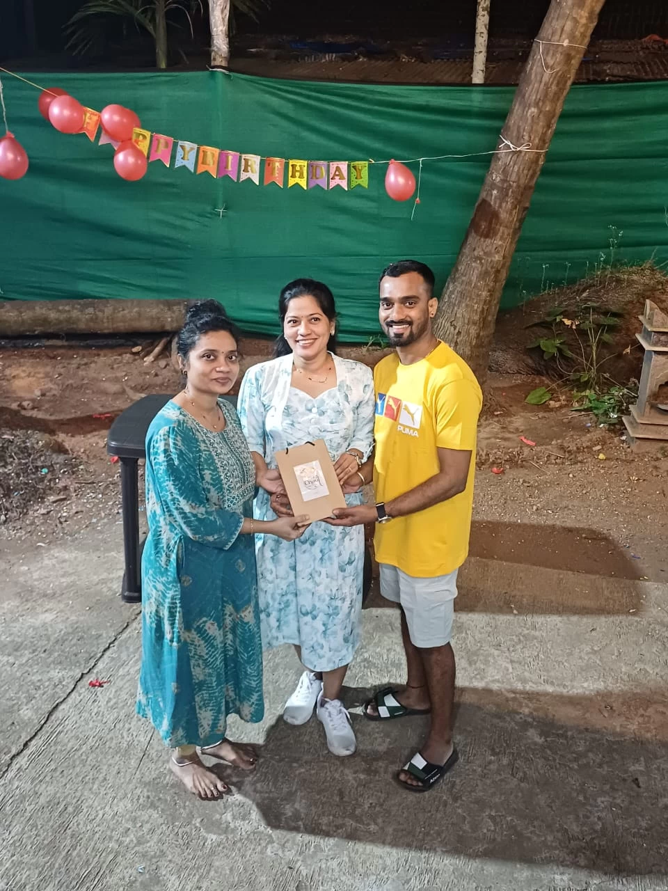 Happy Guests at Coco Hut Villa