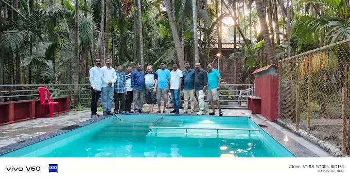 Happy Guests at Coco Raga Villa