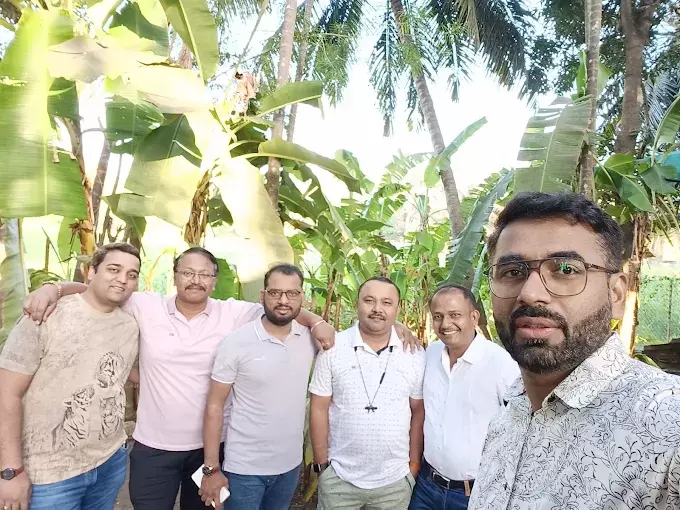Happy Guests at Kokan Meadow Villa
