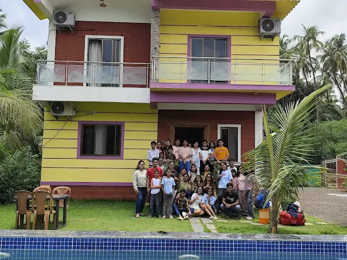 Happy Guests at Cozy Coral Villa