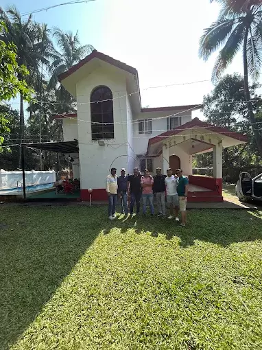 Happy Guests at Star Glow Villa