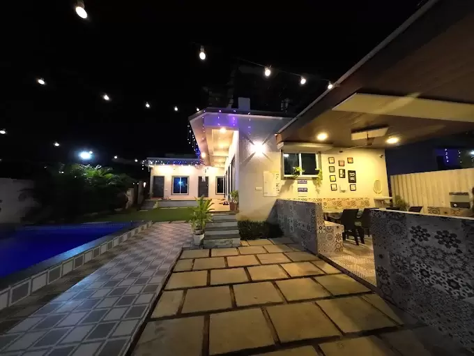Happy Guests at Casa Canopy