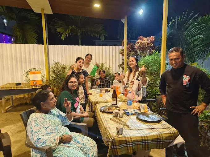 Happy Guests at Casa Canopy