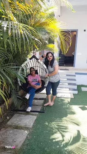Happy Guests at Casa Canopy