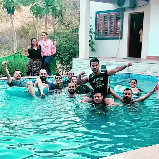 Happy Guests at Casa Crown