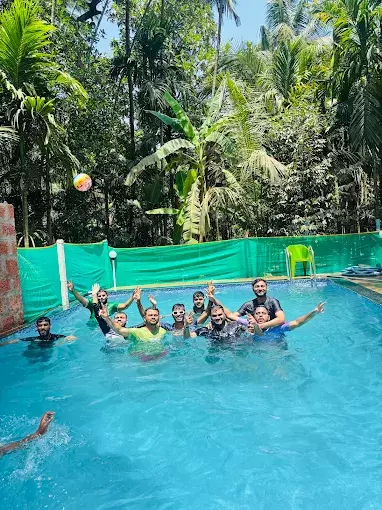 Happy Guests at Sukhangan Villa