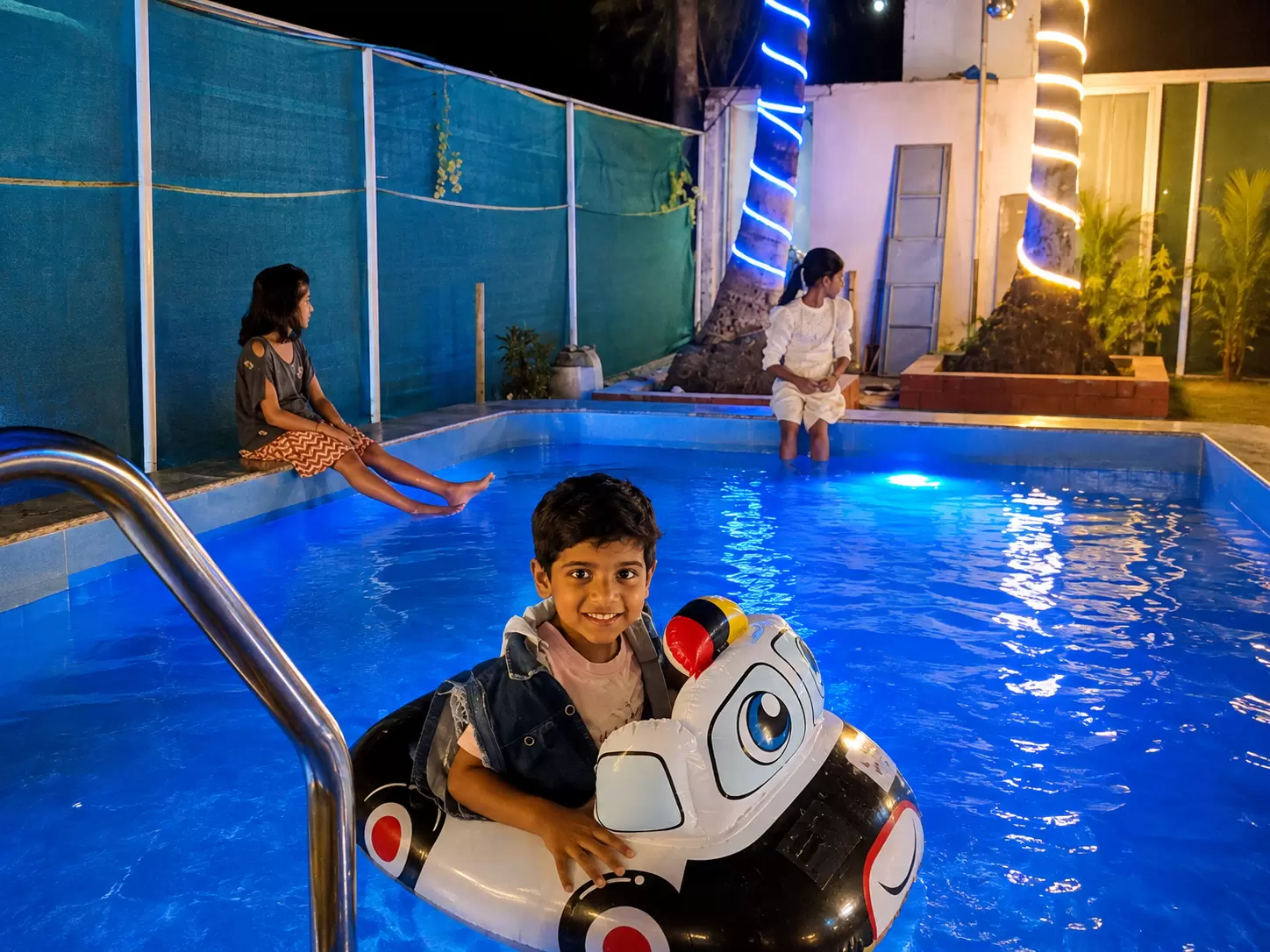 Happy Guests at Snow Coco Villa